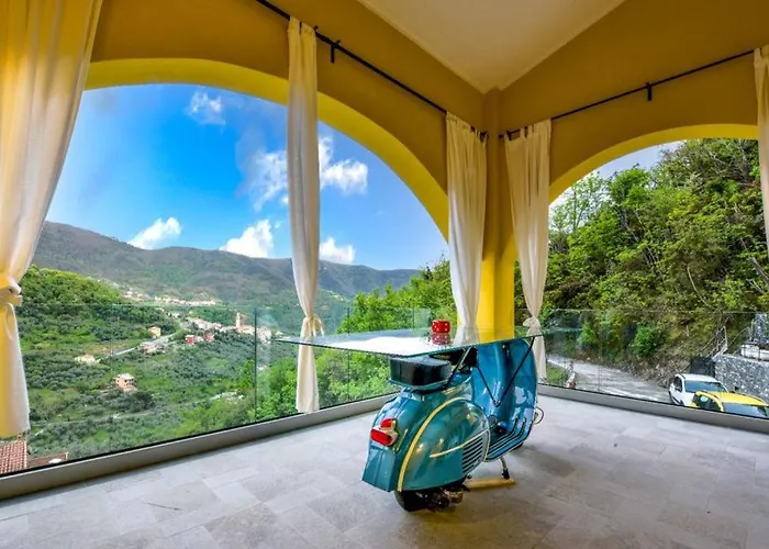 Vespa Apartments